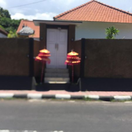 Queen Guest House Tulamben Exterior foto